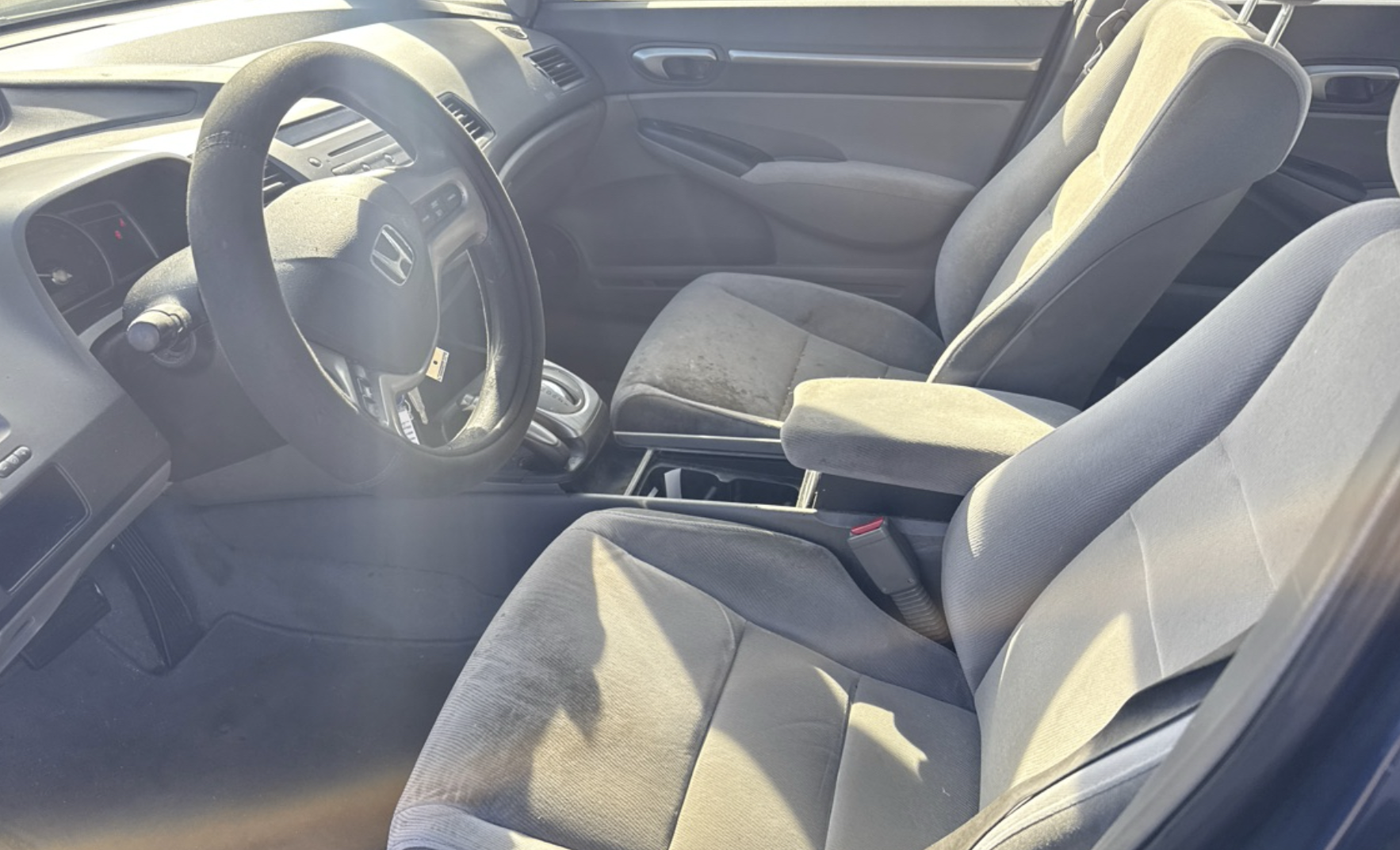 LEXUS - Interior View